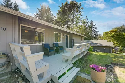 6910 E Cascade Drive, Port Orchard, WA 98366 - Photo 5