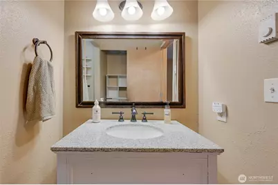 6910 E Cascade Drive, Port Orchard, WA 98366 - Photo 33