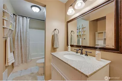6910 E Cascade Drive, Port Orchard, WA 98366 - Photo 31
