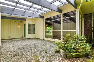 2439 160th Ave NE, Bellevue, WA 98008 - Photo 3