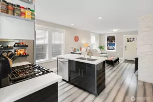 6271 Ellis Ave S, Seattle, WA 98108 - Photo 9