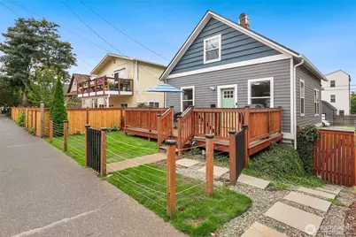 6271 Ellis Avenue S, Seattle, WA 98108 - Photo 1