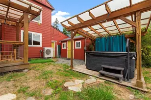9682 Beacon Ave S, Seattle, WA 98118 - Photo 25