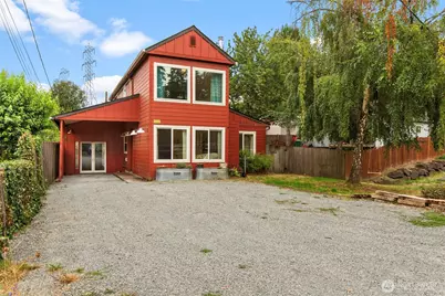 9682 Beacon Avenue S, Seattle, WA 98118 - Photo 1