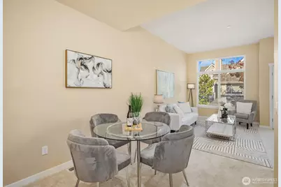 1387 Huckleberry Circle, Issaquah, WA 98029 - Photo 5