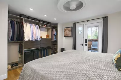 2400 E Howell Street #F, Seattle, WA 98122 - Photo 19