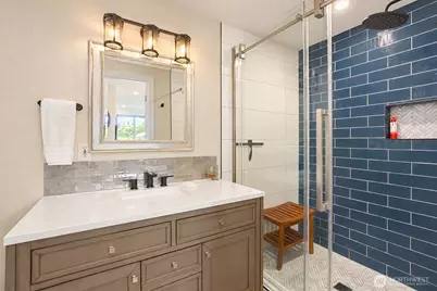 2400 E Howell Street #F, Seattle, WA 98122 - Photo 23