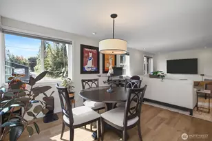 2400 E Howell St, Seattle, WA 98122 - Photo 13