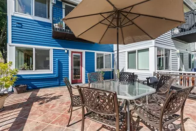 2400 E Howell Street #F, Seattle, WA 98122 - Photo 27