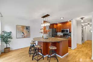 500 Aloha St, Seattle, WA 98109 - Photo 7