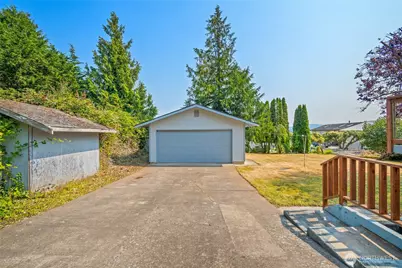 3735 Cyprus Way, Ferndale, WA 98248 - Photo 5