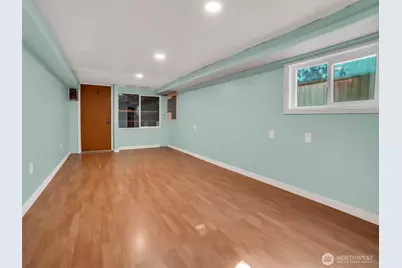 4044 39th Avenue SW, Seattle, WA 98116 - Photo 19