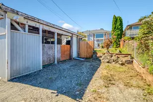 4044 39th Ave SW, Seattle, WA 98116 - Photo 31