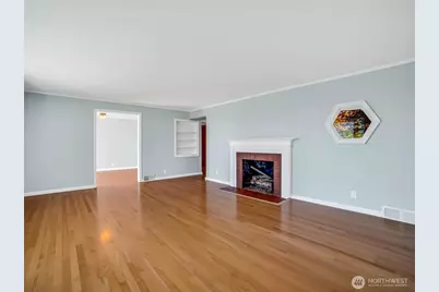 4044 39th Avenue SW, Seattle, WA 98116 - Photo 5