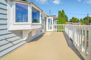 4044 39th Ave SW, Seattle, WA 98116 - Photo 27