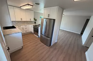 857 S 72nd St, Tacoma, WA 98408 - Photo 5