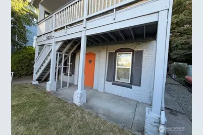 3831 17th Avenue SW, Seattle, WA 98106 - Photo 13