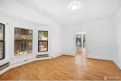 206 12th Avenue E, Seattle, WA 98102 - Photo 15