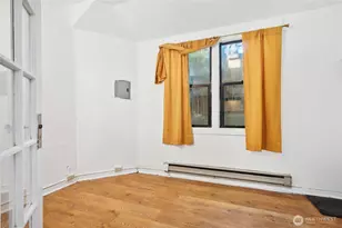 206 12th Ave E, Seattle, WA 98102 - Photo 13