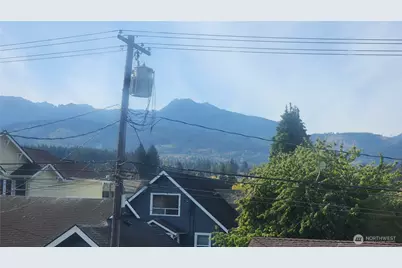 314 E 5th Street, Port Angeles, WA 98362 - Photo 17