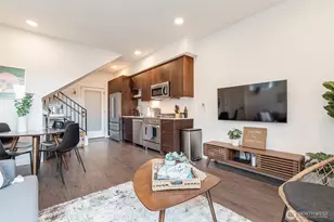 1112 13th Ave, Seattle, WA 98122 - Photo 7