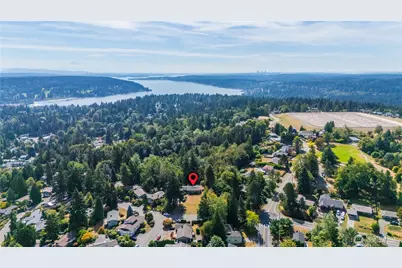 4711 NE 201st Place, Lake Forest Park, WA 98155 - Photo 3