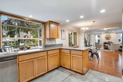 5709 69th Avenue Ct W, University Place, WA 98467 - Photo 7