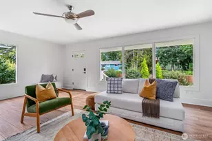 11037 Sand Point Way NE, Seattle, WA 98125 - Photo 3