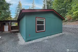 2070 NE Tahuya River Dr, Tahuya, WA 98588 - Photo 23