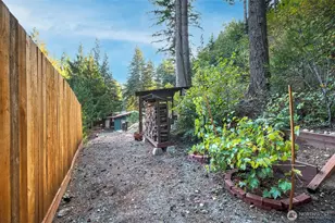 2070 NE Tahuya River Dr, Tahuya, WA 98588 - Photo 25