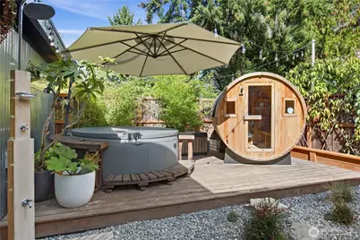 9712 57th Avenue S, Seattle, WA 98118 - Photo 21