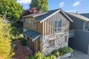 3310 59th Ave SW, Seattle, WA 98116 - Photo 3