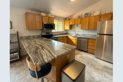 301 Langabeer Road, Oakville, WA 98568 - Photo 3