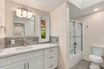 7011 165th Place SW, Edmonds, WA 98026 - Photo 9