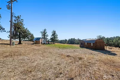 303 Sunset Way, East Wenatchee, WA 98802 - Photo 11