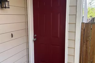 8830 2nd Ave S, Seattle, WA 98108 - Photo 3