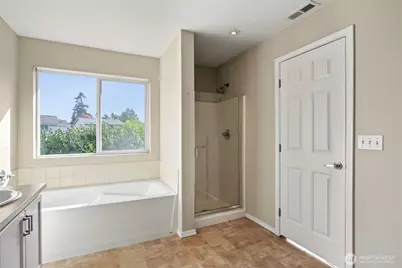18009 36th Avenue E, Tacoma, WA 98446 - Photo 23