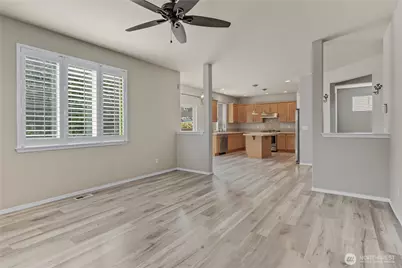 18009 36th Avenue E, Tacoma, WA 98446 - Photo 15