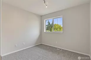 18009 36th Ave E, Tacoma, WA 98446 - Photo 25