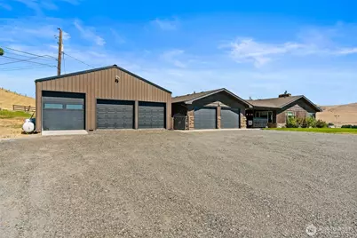 3672 N Wenas Road, Selah, WA 98942 - Photo 13