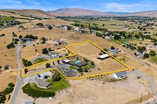 3672 N Wenas Rd, Selah, WA 98942 - Photo 9