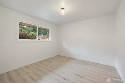 811 Hyak Way, Fox Island, WA 98333 - Photo 21