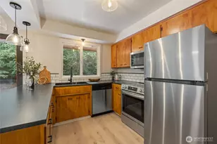 811 Hyak Wy, Fox Island, WA 98333 - Photo 13