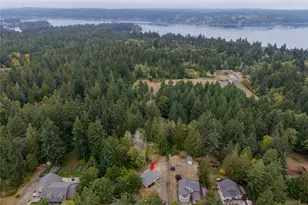 811 Hyak Wy, Fox Island, WA 98333 - Photo 37