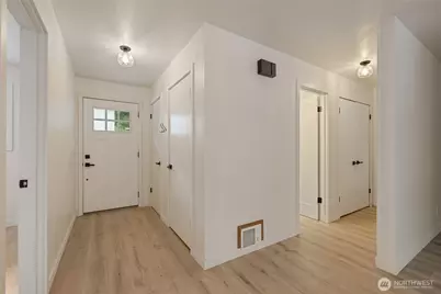 811 Hyak Way, Fox Island, WA 98333 - Photo 3