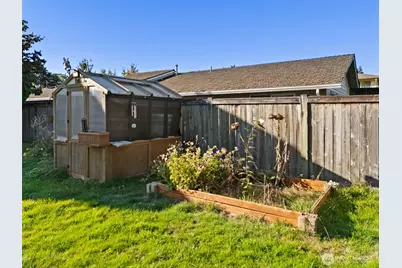 1471 Florence St, Enumclaw, WA 98022 - Photo 33