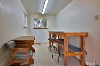 8057 Island Court, Clinton, WA 98236 - Photo 29