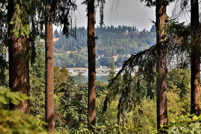8057 Island Court, Clinton, WA 98236 - Photo 25