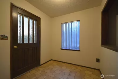 14614 Lawrence Lake Road SE, Yelm, WA 98597 - Photo 5
