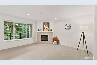 220 NE Dogwood Street #B301, Issaquah, WA 98027 - Photo 5